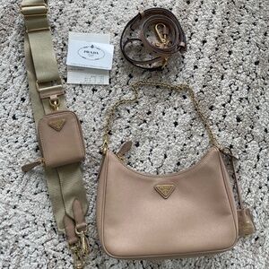 Prada Re-Edition 2005 Saffiano leather bag